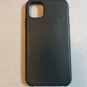 iPhone 11 case, all black